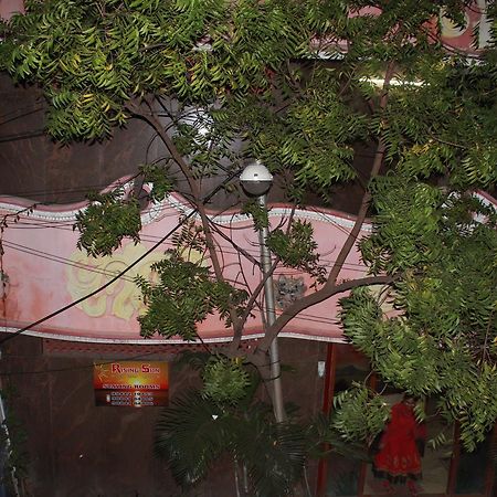 Rising Sun Hotel Chennai Bagian luar foto